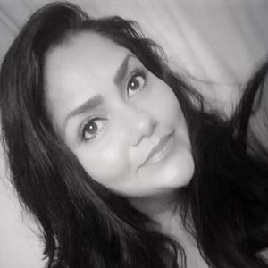 Meet your Posher, Adrianna